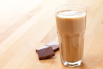Шоколадное молоко для спортсменов
