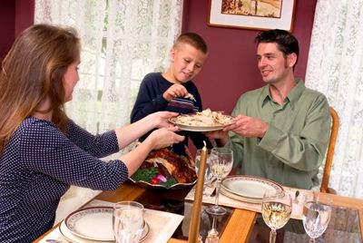 Семейные обеды – лучшее средство от алкоголизма и наркомании