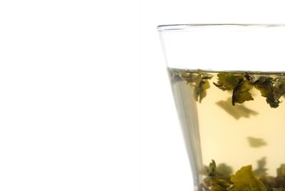 Зеленый чай не спасет от рака молочных желез.