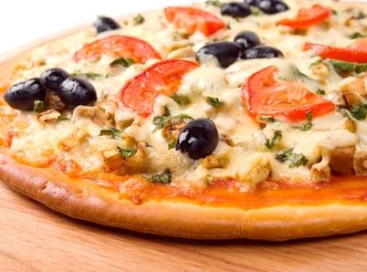 Задайте вопрос на президентских дебатах — получайте бесплатно пиццу 30 лет
