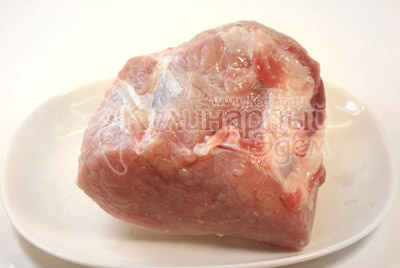 Мясо промойте  обсушите, сделайте крестовые надрезы. - Мясо «Дембель». Фото рецепт на 23 февраля.