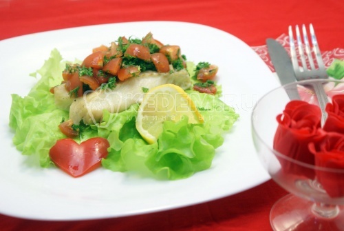 Запеченная треска с помидорной заправкой. Пошаговый кулинарный рецепт с фото приготовление запеченной трески с помидорами и зеленью.
