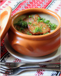 жаркое из куриной печени в горшочках