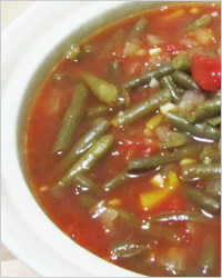 Лобио из стручковой фасоли с помидорами