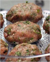 Паровые котлеты в мультиварке