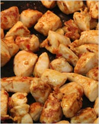 куриное филе маленькими кубиками