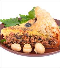Пирог с мясом и грибами 