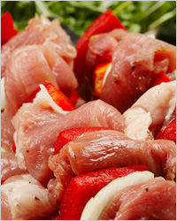 Как замариновать мясо для шашлыка