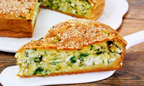 Пирог с яйцами и зеленым луком