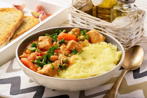 Филе индейки с овощами в духовке