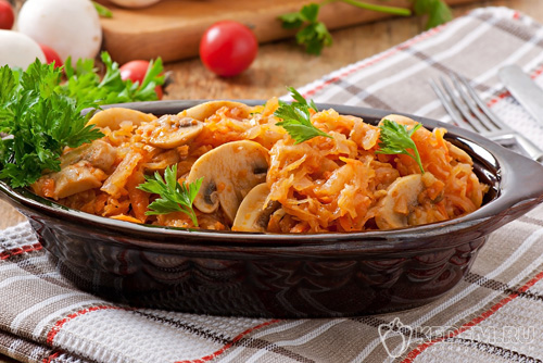 Солянка из капусты с грибами