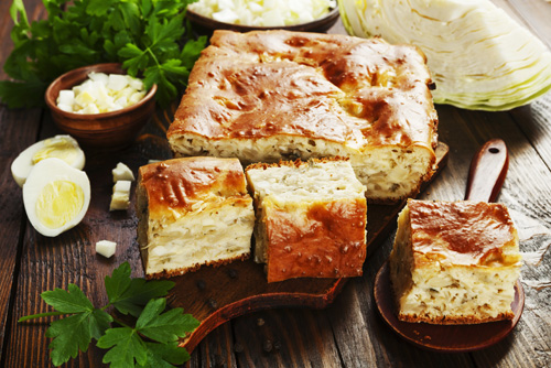 Пирог с капустой и яйцом