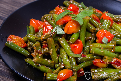 салат из стручковой фасоли на зиму