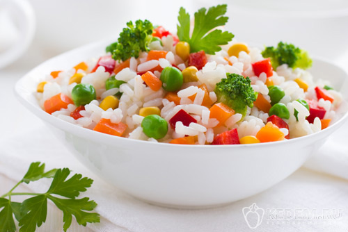 рис с брокколи и овощами	
