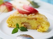 Классическая и необычная шарлотка: 6 рецептов с яблоками