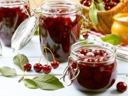 8 рецептов заготовок из черешни: компот, варенье, повидло, цукаты и маринад