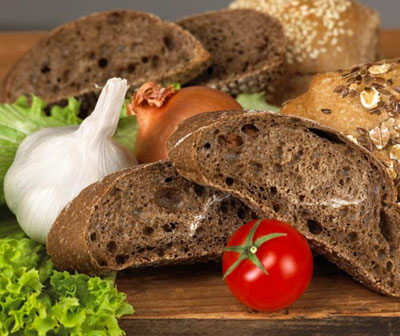 Цельнозерновые продукты защищают мужчин от гипертонии
