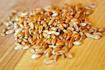 Если есть цельнозерновые продукты, можно снизить давление