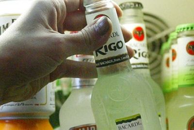 Работа суда встала из-за алкогольных коктейлей