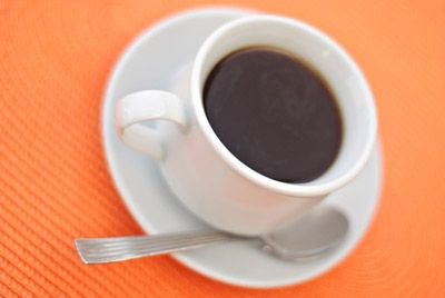 Слишком много чая и кофе лучше, чем их полное отсутствие