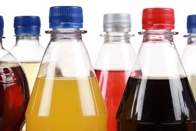 Употребление газированных напитков влияет на мозг