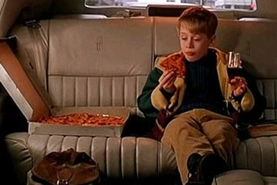 Маколей Калкин создал кавер группу The Pizza Underground