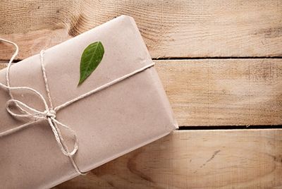 Как послать кусок торта по почте
