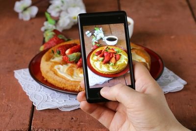 Ресторан, где можно расплачиваться фотографиями еды
