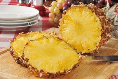 Как приготовить десерты из банановой кожуры и сердцевины ананаса 