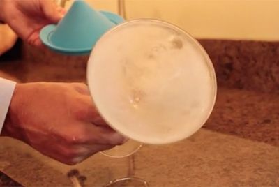 Новый гаджет для охлаждения коктейлей