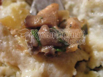 Каннеллони с курицей и грибами