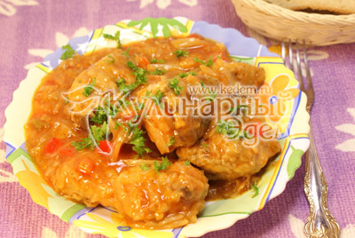 Курица тушеная с капустой