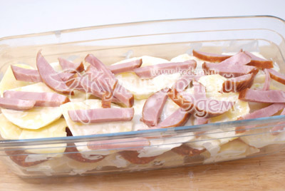 Слой картофеля, слой ветчины