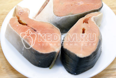 Рыбу промыть и обсушить