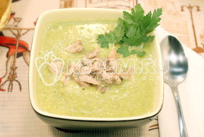  Крем-суп из зелёного горошка и брокколи