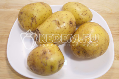 Картофель очистить