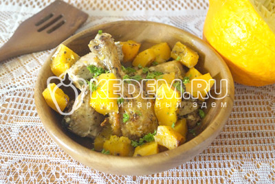 Курица с тыквой и прованскими травами