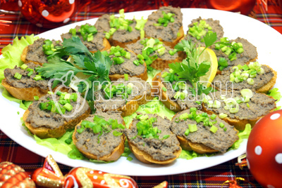 Паштет из куриной печени с грибами