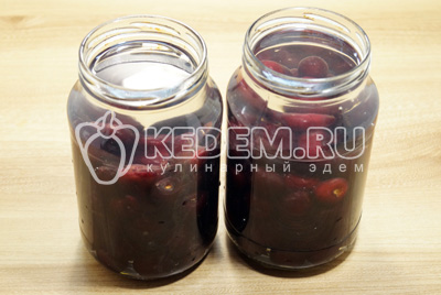 Залить кипятком.