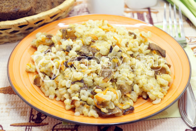 Перловая каша с грибами