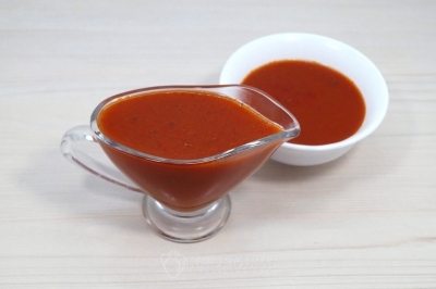 Остудить и переложить в соусник.