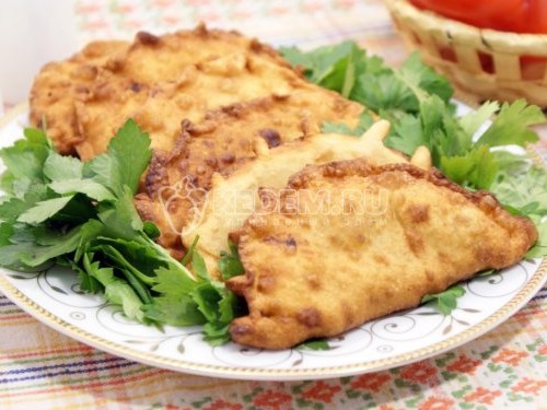 Чебуреки с мясом - рецепт