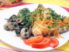 Горбуша запеченная с грибами