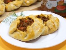 Галеты с фаршем, гречкой и овощами