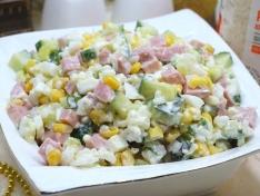 Новогодний салат с ветчиной и рисом Снежная фантазия