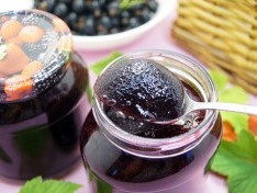 Джем из черной смородины без косточек на зиму - рецепт