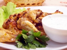 Куриные крылышки в духовке - рецепт