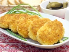Вкусные картофельные котлеты с сыром - рецепт