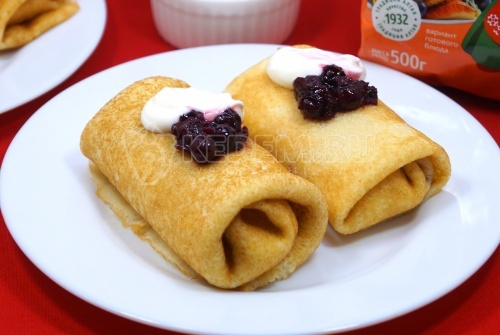 Блинчики с творогом и вареньем