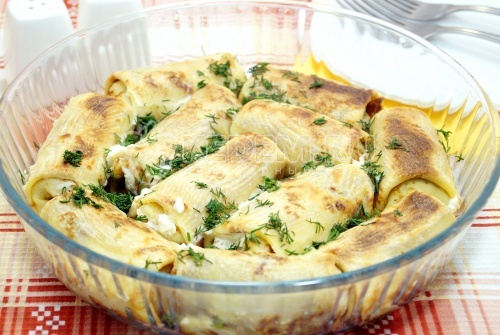 Блины с мясом и рисом в духовке